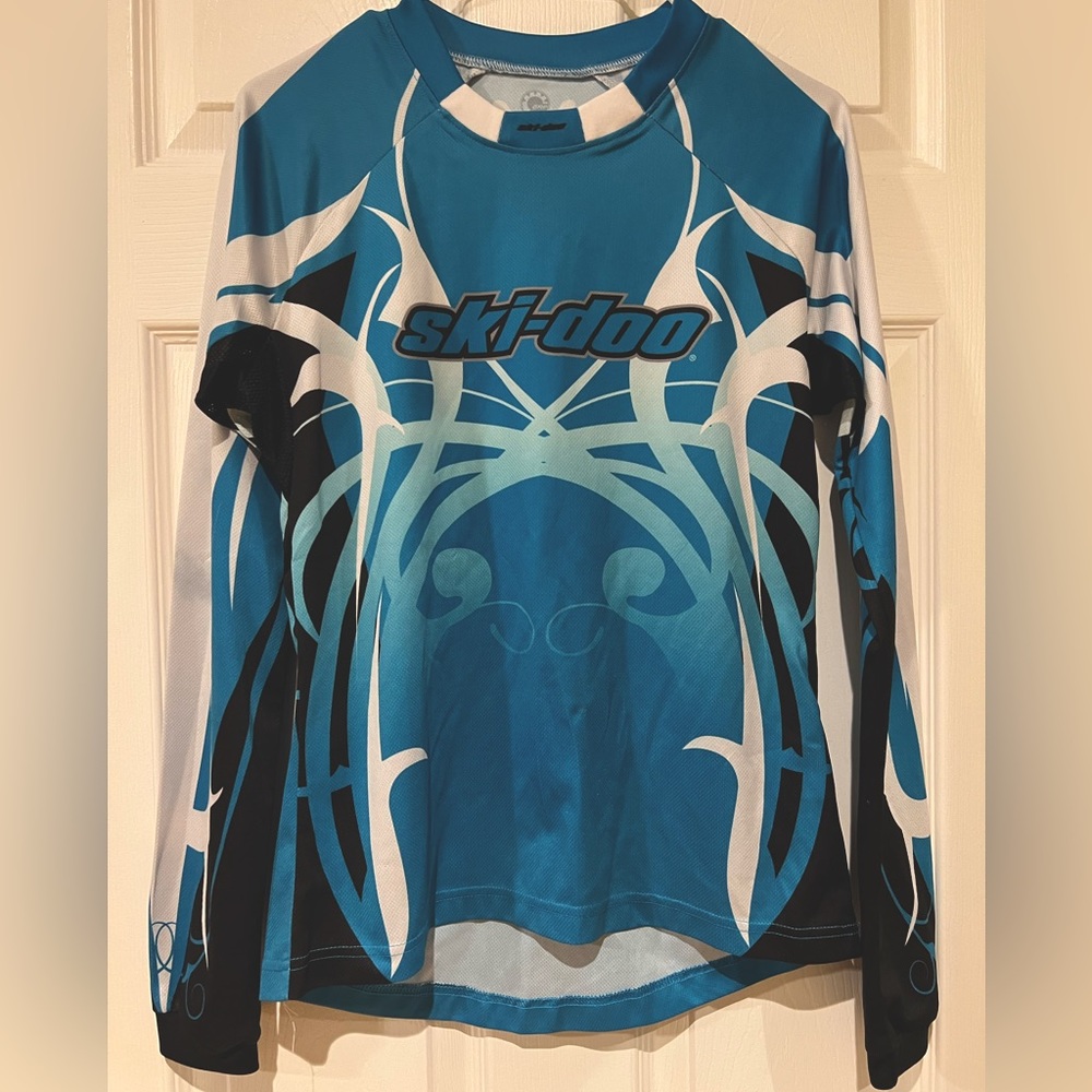 Vintage Women’s blue ski doo jersey size small